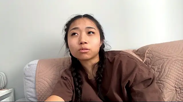 Snapshot of SweetMiaXO chatting on March 11, 3:45 am SweetMiaXO online show from March 11, 3:45 am