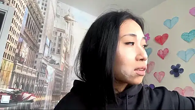 Snapshot of SweetMiaXO chatting on March 13, 3:57 am SweetMiaXO online show from March 13, 3:57 am