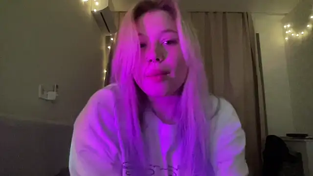 Lulu Di online show from March 19, 9:52 pm