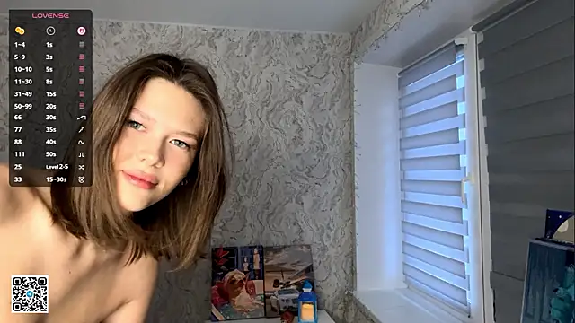 Snapshot of CindyHines chatting on February 7, 1:26 pm CindyHines online show from February 7, 1:26 pm