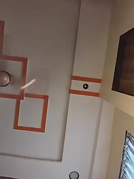 Snapshot of Cute_shikaa chatting on March 18, 3:09 am Cute shikaa online show from March 18, 3:09 am