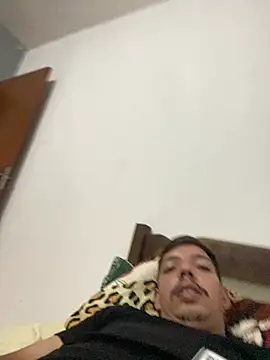 Snapshot of Wendelolive chatting on July 1, 3:52 am Wendelolive online show from July 1, 3:52 am