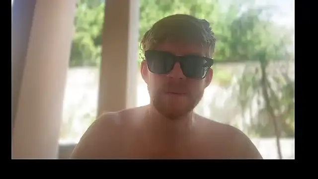 Snapshot of Gingerxl8 chatting on February 13, 8:38 pm Gingerxl8 online show from February 13, 8:38 pm