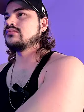 Derek Vow online show from February 17, 4:09 am