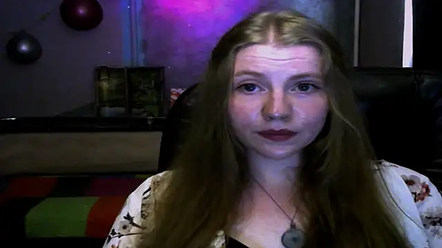 Snapshot of Space_Girls_699 chatting on June 8, 11:54 am Space Girls 699 online show from June 8, 11:54 am