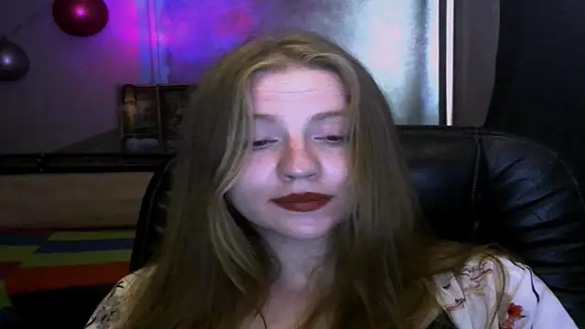 Snapshot of Space_Girls_699 chatting on June 23, 12:36 pm Space Girls 699 online show from June 23, 12:36 pm