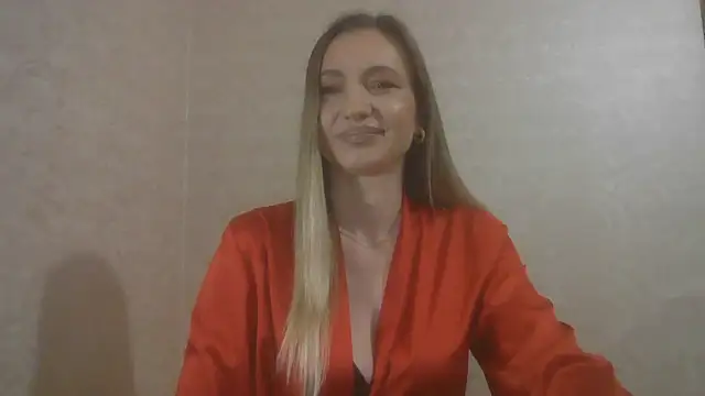 Snapshot of AureliaStar450 chatting on February 18, 12:39 am AureliaStar450 online show from February 18, 12:39 am