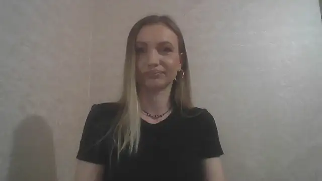 Snapshot of AureliaStar450 chatting on February 19, 8:05 pm AureliaStar450 online show from February 19, 8:05 pm