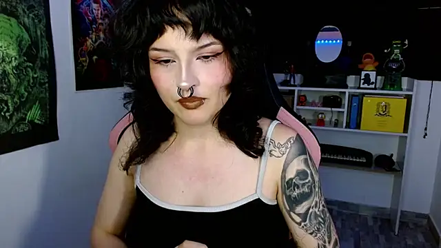 neena nyx  online show from June 25, 12:10 am
