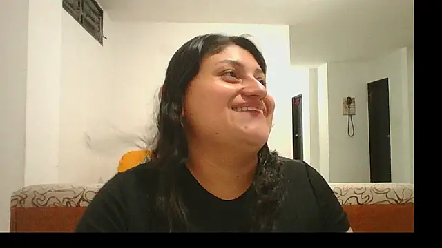 Snapshot of Mia_Hornyxxx chatting on January 19, 4:16 am Mia Hornyxxx online show from January 19, 4:16 am