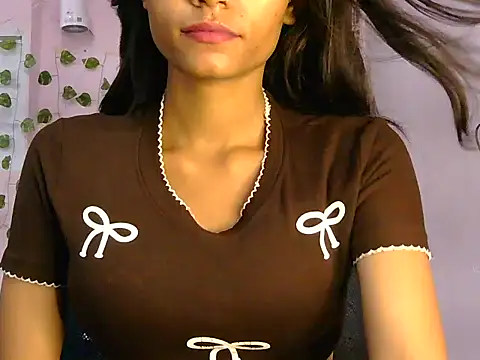angelpriya  online show from May 5, 1:52 pm