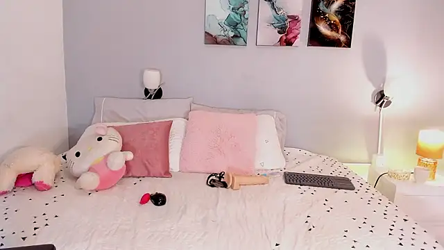 DomenicaW online show from January 19, 2:43 pm