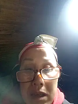 Snapshot of yoyosexy11 chatting on February 11, 2:33 pm yoyosexy11 online show from February 11, 2:33 pm