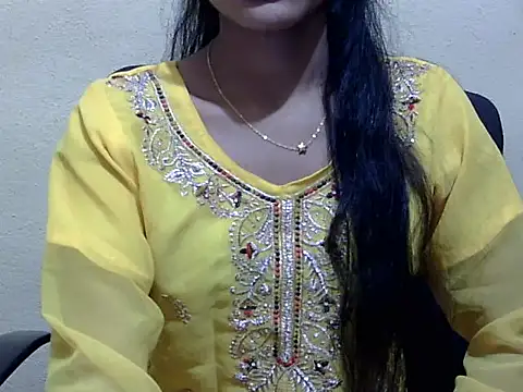 Snapshot of Khushi_v chatting on March 1, 2:41 pm Khushi v online show from March 1, 2:41 pm