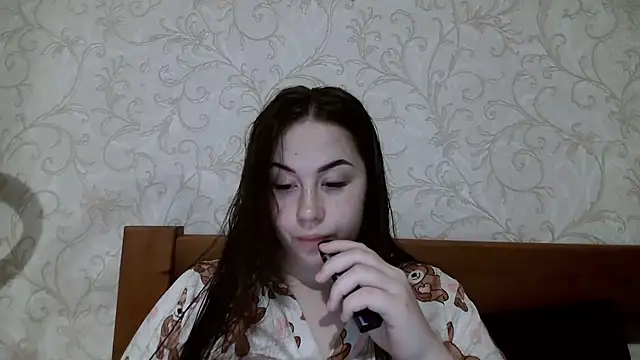 Snapshot of NoirAngel_ chatting on February 18, 9:22 pm NoirAngel online show from February 18, 9:22 pm