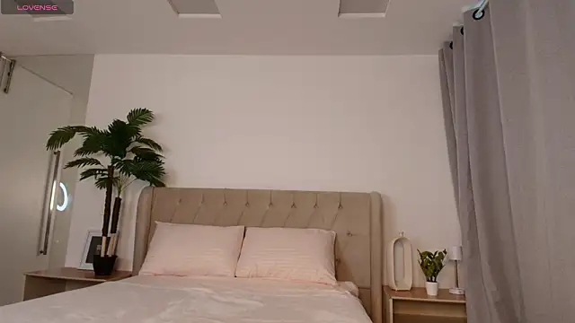 Snapshot of Carol_Daniel chatting on February 2, 7:45 pm Carol Daniel online show from February 2, 7:45 pm