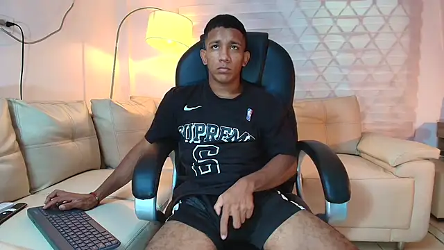 ricky spensar23cm  online show from April 18, 12:14 am