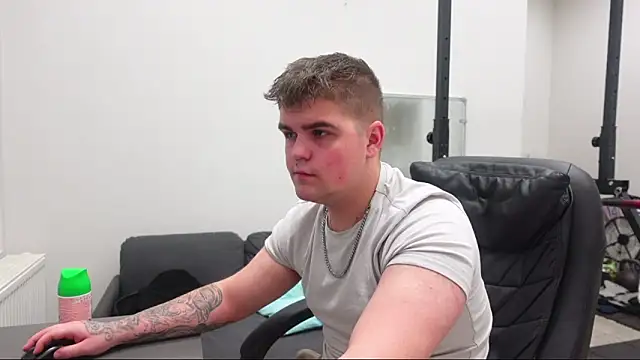 Jackson Teele online show from February 22, 9:46 pm