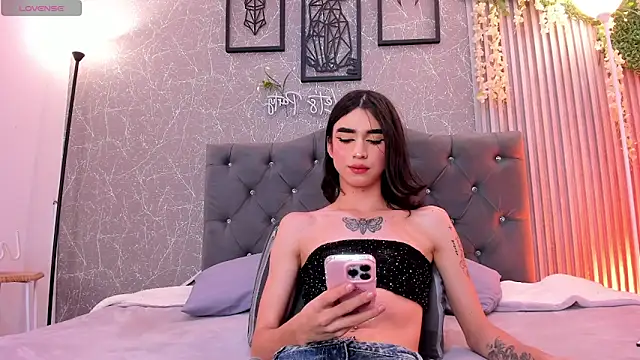 Snapshot of lana_gill1 chatting on May 9, 7:08 pm lana gill1 online show from May 9, 7:08 pm