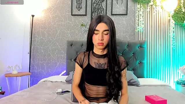 Snapshot of lana_gill1 chatting on May 21, 1:51 pm lana gill1 online show from May 21, 1:51 pm