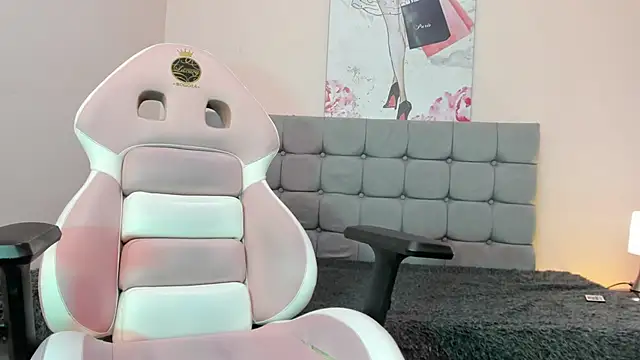 Dhalton x online show from April 12, 12:43 pm