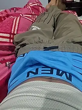 Snapshot of HORNY_DirtyMind chatting on February 11, 6:24 pm HORNY DirtyMind online show from February 11, 6:24 pm