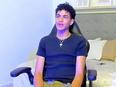 Snapshot of wes_gibbings chatting on February 27, 3:23 pm wes gibbings online show from February 27, 3:23 pm