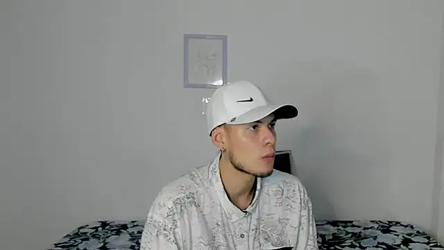 Snapshot of Vlad__night chatting on February 20, 3:14 am Vlad night online show from February 20, 3:14 am