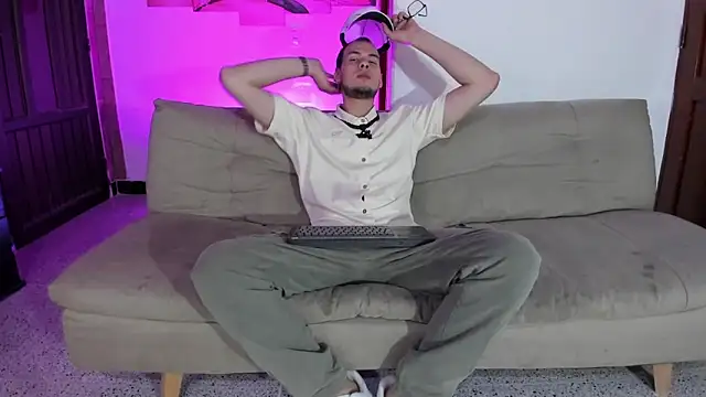 Vlad  night online show from March 21, 3:33 am