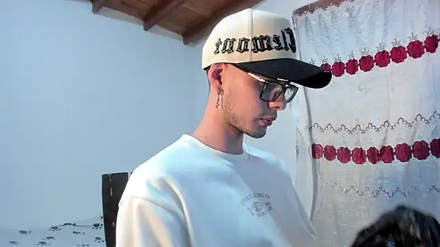 Vlad  night online show from April 4, 3:38 am