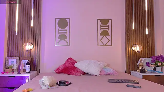 Hanna-Winchester online show from February 19, 3:24 am