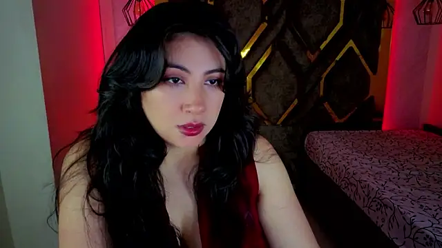 Luvienne online show from February 9, 7:29 pm