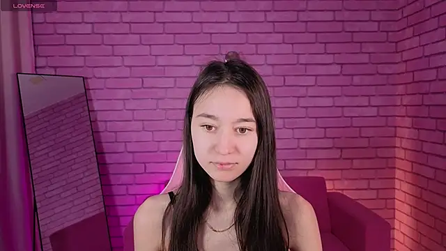 Nicole Brownie online show from March 20, 1:21 am