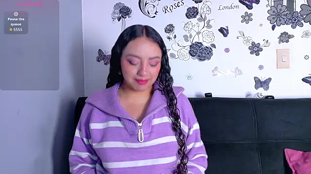 emiily curly online show from February 9, 11:58 am