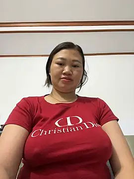 Puka2001 online show from February 5, 6:01 pm