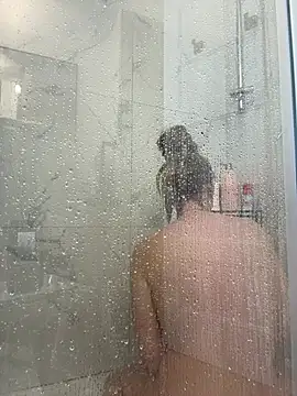 Snapshot of SpicyNatashaXO chatting on February 5, 3:27 pm SpicyNatashaXO online show from February 5, 3:27 pm