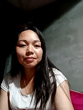 Snapshot of Rose-222 chatting on February 14, 11:29 am Rose-222 online show from February 14, 11:29 am