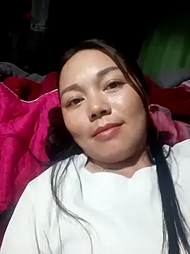 Snapshot of Rose-222 chatting on March 2, 10:33 am Rose-222 online show from March 2, 10:33 am