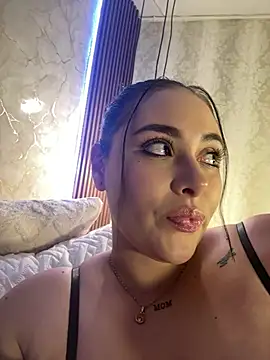 milaocean online show from February 21, 3:51 am