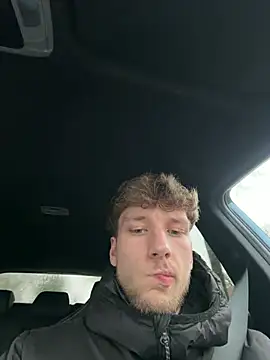 YoungSkinnyBoy20 online show from February 12, 3:07 pm