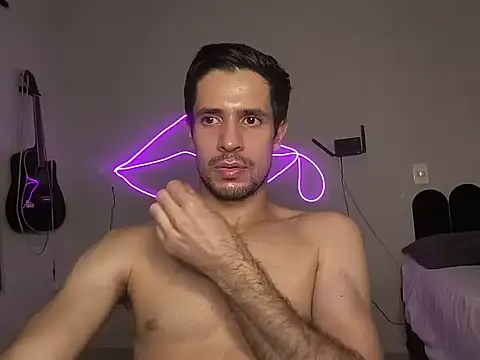 Snapshot of Cshunderlick chatting on February 14, 7:05 am Cshunderlick online show from February 14, 7:05 am