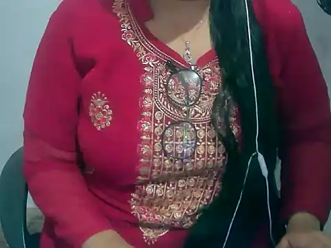 Cute Aliyaa online show from March 13, 9:27 am