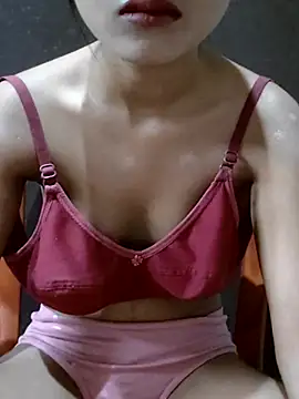 twinkle20 online show from February 18, 9:49 am