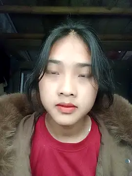 Snapshot of Hoa-tuylip chatting on February 1, 4:11 am Hoa-tuylip online show from February 1, 4:11 am