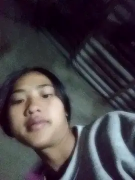 Snapshot of Hoa-tuylip chatting on February 2, 10:41 pm Hoa-tuylip online show from February 2, 10:41 pm