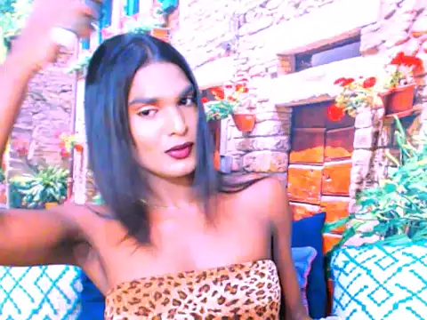 Snapshot of spicybarbie chatting on February 11, 6:35 pm spicybarbie online show from February 11, 6:35 pm