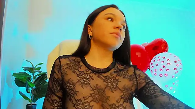 Snapshot of Mia_Mia999 chatting on February 10, 9:52 pm Mia Mia999 online show from February 10, 9:52 pm