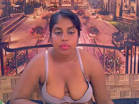 IndianDiva27 online show from February 3, 6:00 am