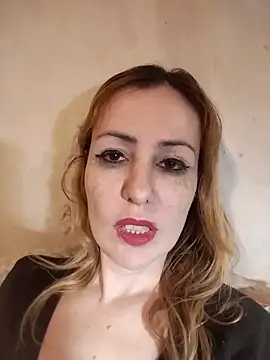 Snapshot of Jujubauva7 chatting on February 26, 7:40 am Jujubauva7 online show from February 26, 7:40 am