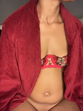 Hot Mess18 online show from May 26, 7:37 am